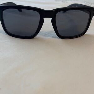 Oakley Black Sunglasses with Sleek Design